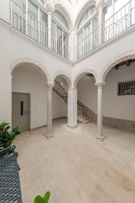 Isg Puerta Jerez 01 Apartament *