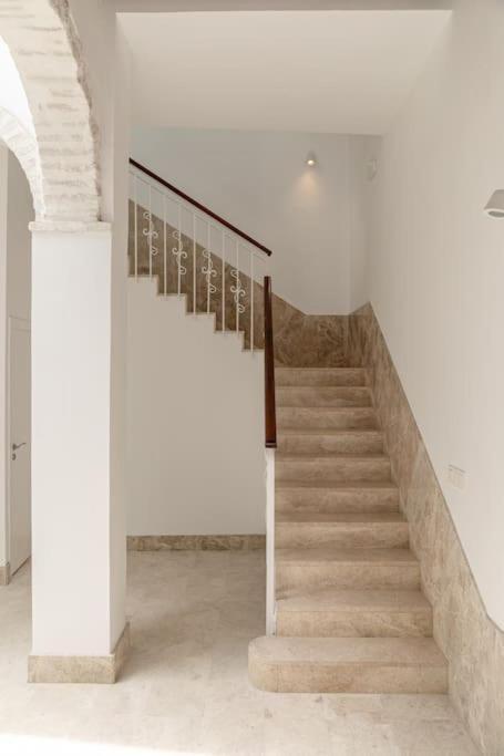 Isg Puerta Jerez 01 Apartament Sevilla